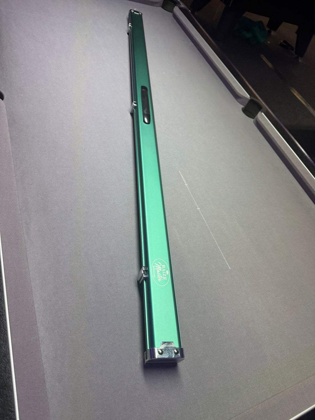 Baize Master - Prestige Luxury Metal Case, Electric Green