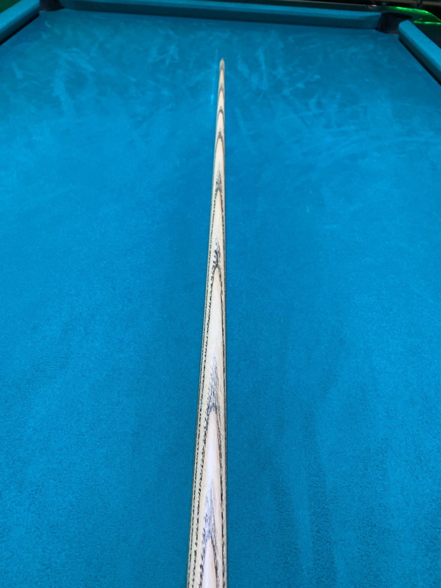 GBL Vanquish 1 Peice Ash Cue (Badge No.701)